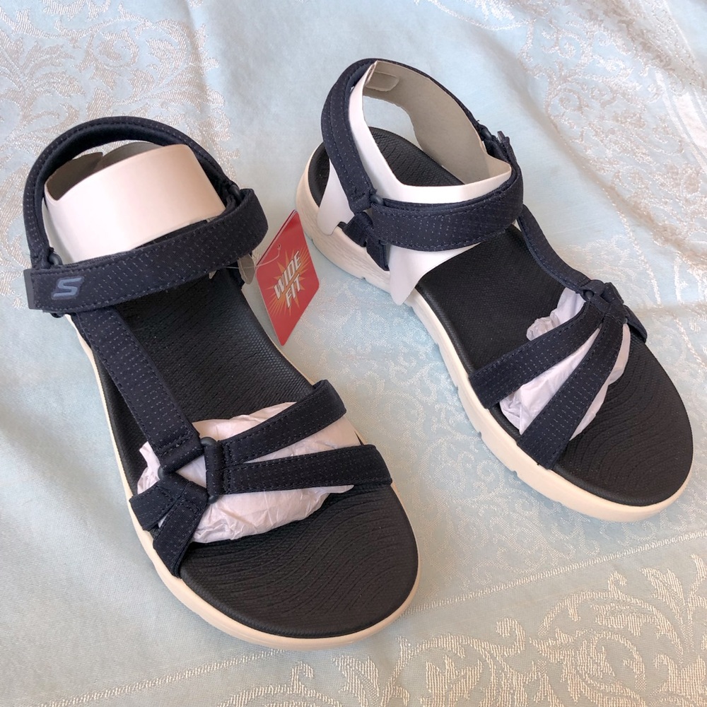 Skechers Go Walk Flex Sandal Sublime Navy size 8 wide
